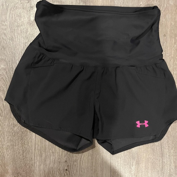 Women’s Under Armour running shorts XS - Picture 2 of 5